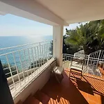 Vakantiehuis Elegante Vista Mare Con Posto Auto Privato