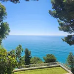 Elegante Vista Mare Con Posto Auto Privato Vakantiehuis