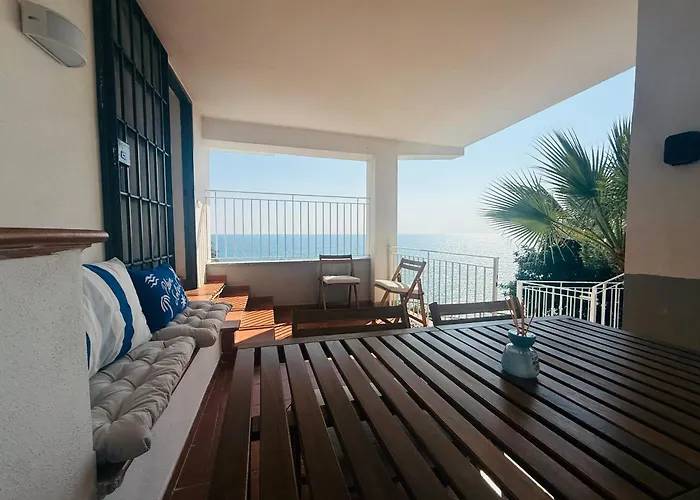 Elegante Vista Mare Con Posto Auto Privato * Andora